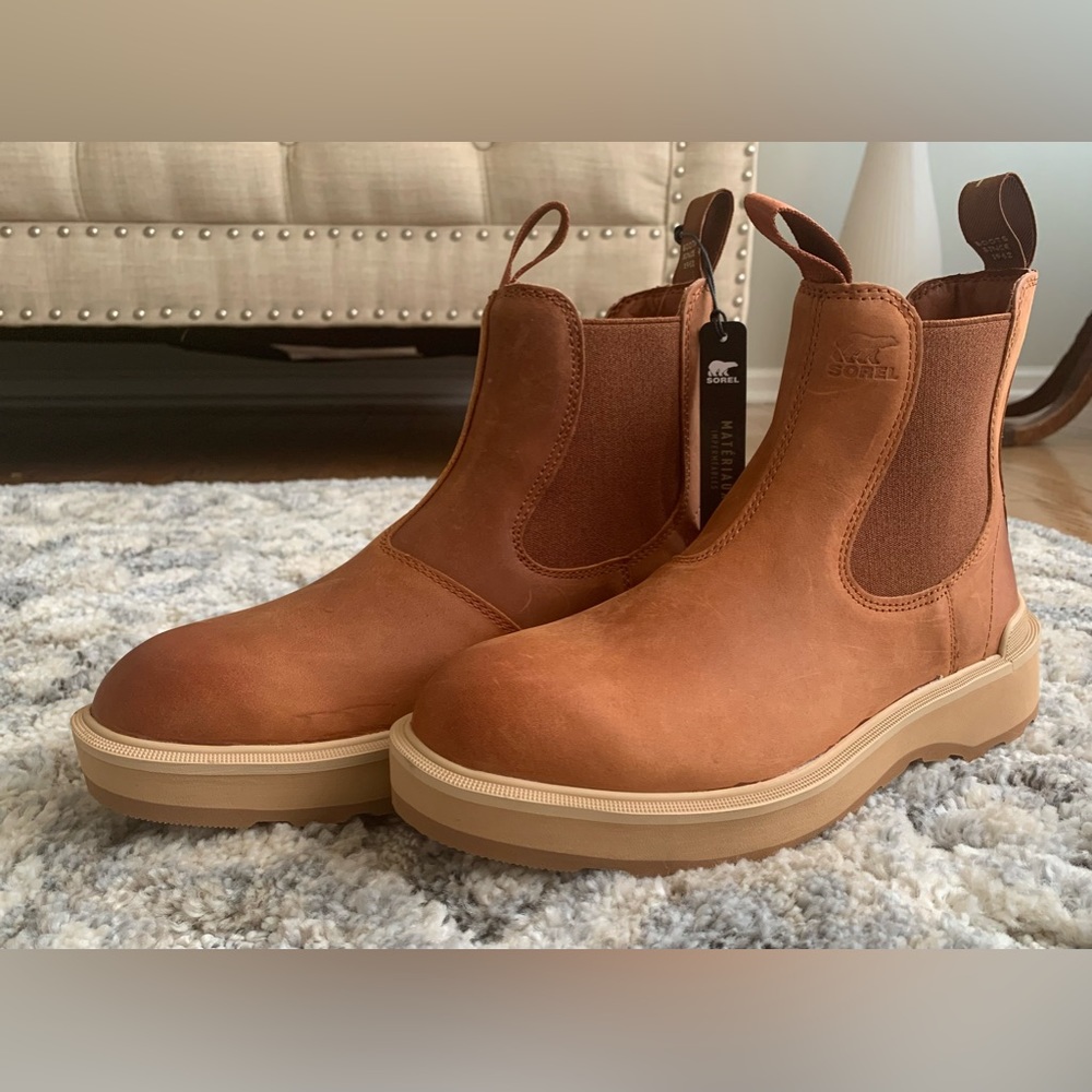 Hi-Line Chelsea Sorel Leather Boots